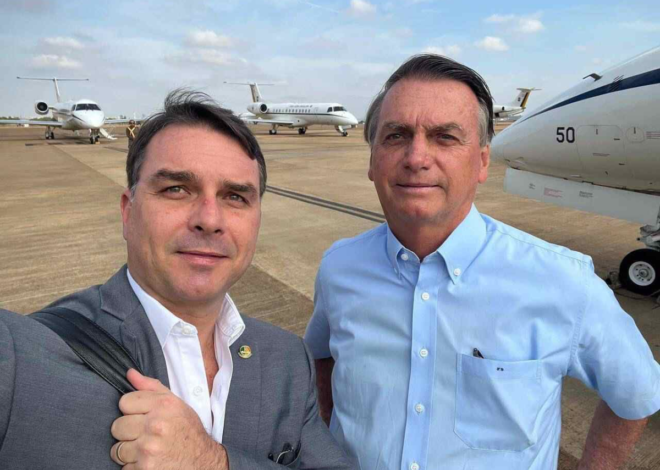Bolsonaro define núcleo jurídico com acesso direto durante prisão domiciliar e inclui filho e ex-ministro