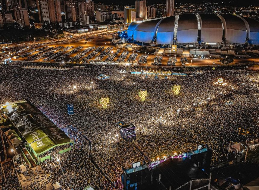 Forró de Mil Vozes: Trio “À Vontade” Transforma Natal em Capital da Emoção Popular