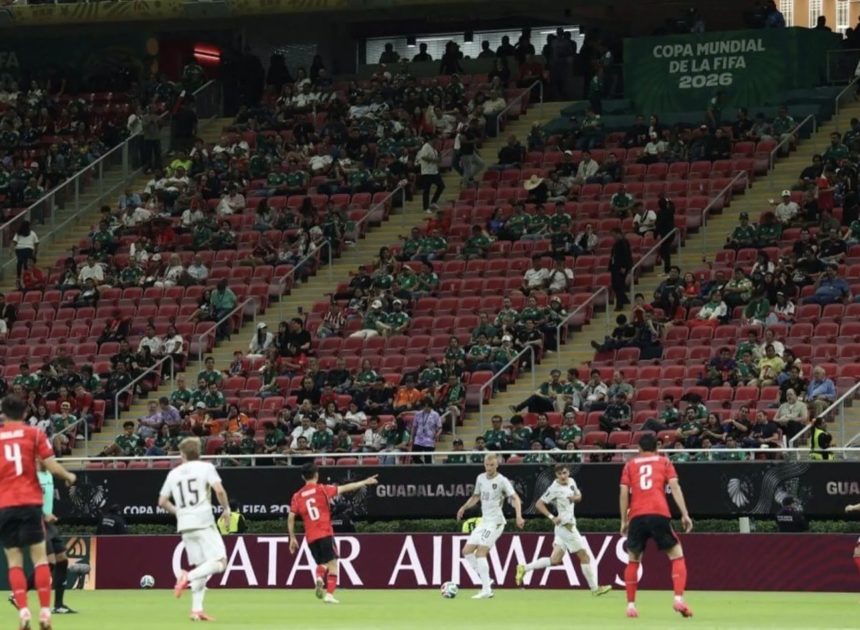 Entre Números e Imagens: Debate Sobre Público Marca Início da Copa do Mundo